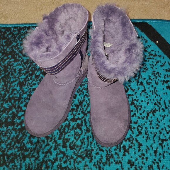 UGG Shearling-Lined Purple Boots, Size 6, NWOB - Picture 4 of 9